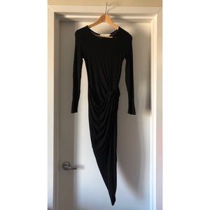 ASTR l/s black dress with scrunched waist detail